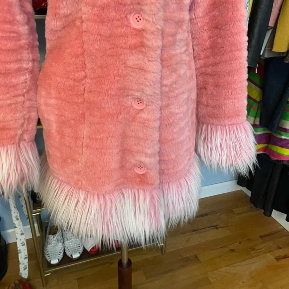 Vintage Pink Faux Fur Coat Bratz style - Picture 6 of 11